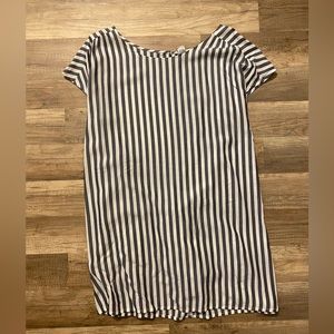 💥NWOT💥 Striped Maternity Blouse